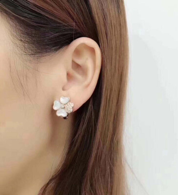 Van Cleef Arpels Medium Cosmos Earrings