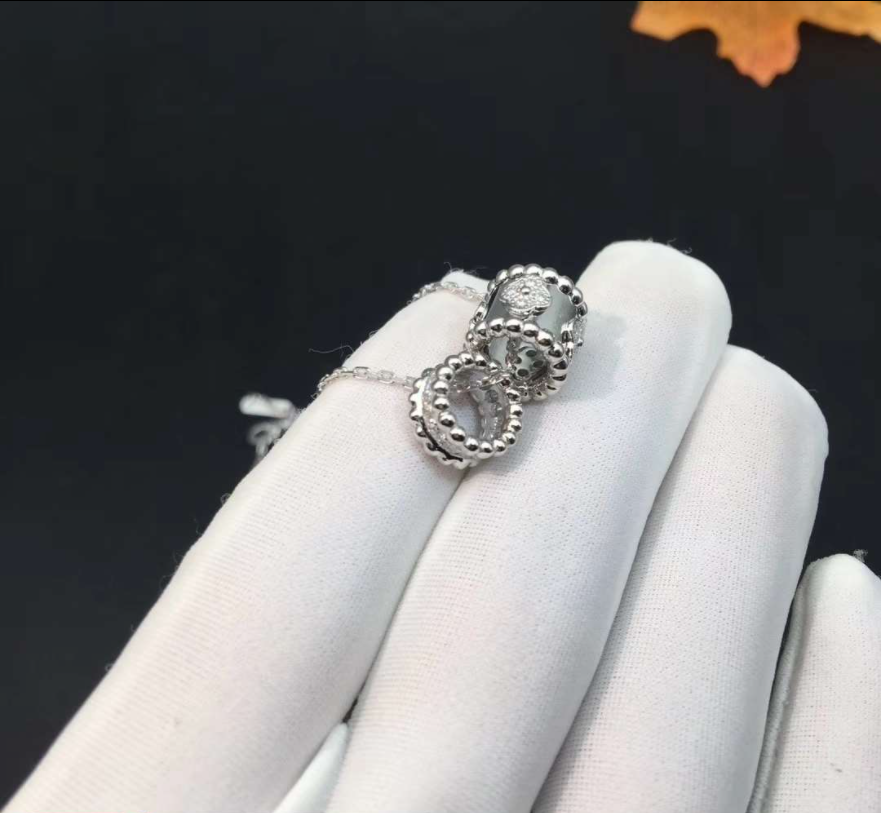 Van Cleef Arpels Perlee Clovers Pendant 18k White Gold Diamonds