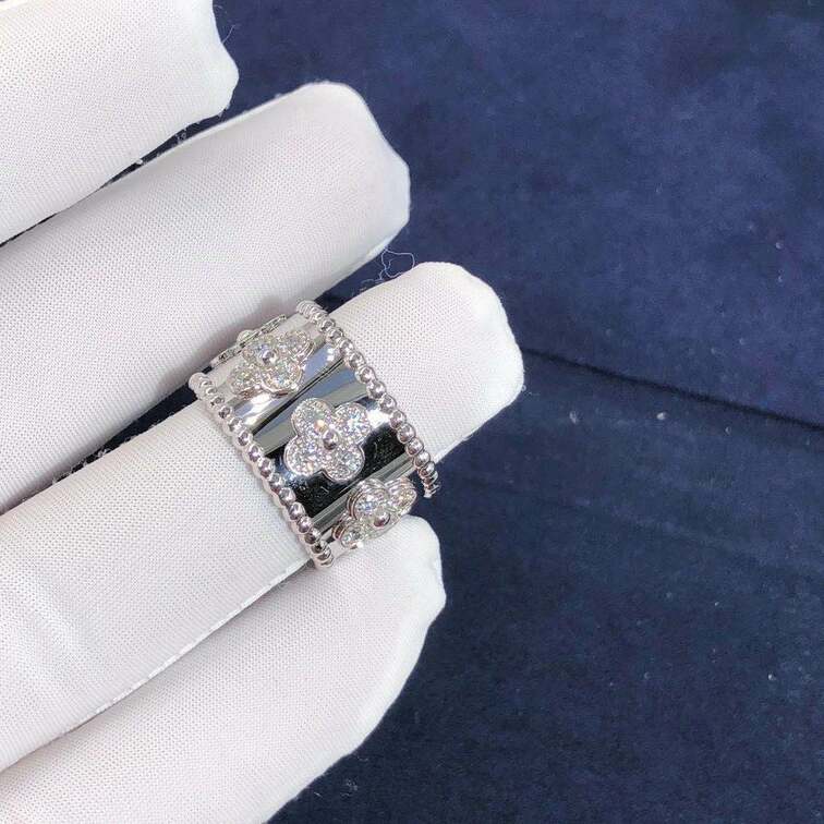Van Cleef Arpels Perlee Clovers Ring Small Model 18k White Gold Diamond