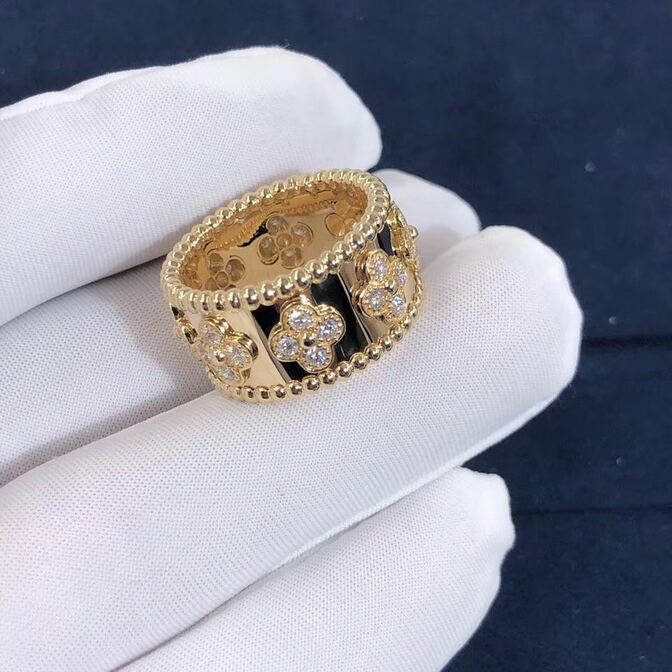 Van Cleef Arpels Perlee Clovers Ring Yellow Gold Diamond