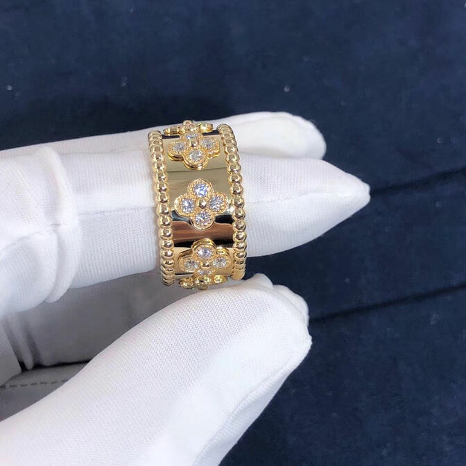 Van Cleef Arpels Perlee Clovers Ring Yellow Gold Diamond