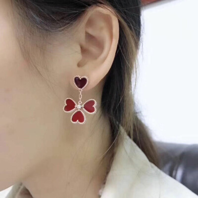 Van Cleef Arpels Sweet Alhambra Effeuillage Earrings