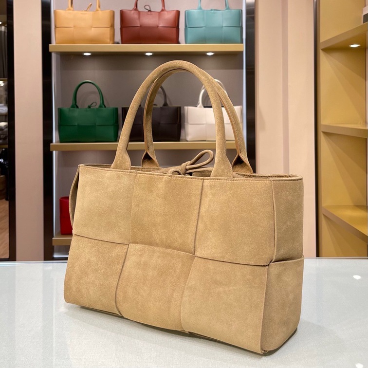 Bottega Arco Tote Beige 36 Ss2022
