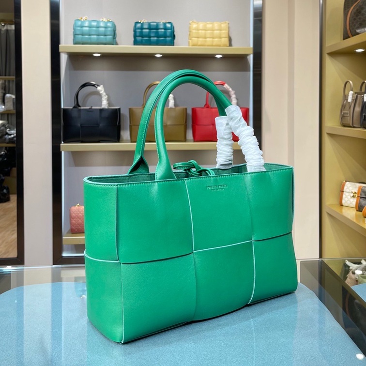 Bottega Arco Tote Green 36 Ss2022