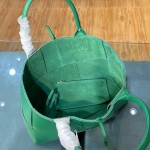 Bottega Arco Tote Green 36 Ss2022