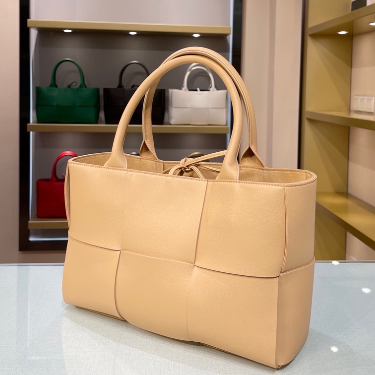 Bottega Arco Tote Lightly Yellow 36 Ss2022