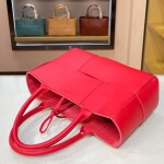 Bottega Arco Tote Red 36 Ss2022