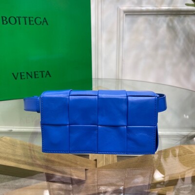 Bottega Belt Cassette Bag Blue 175 Ss2022