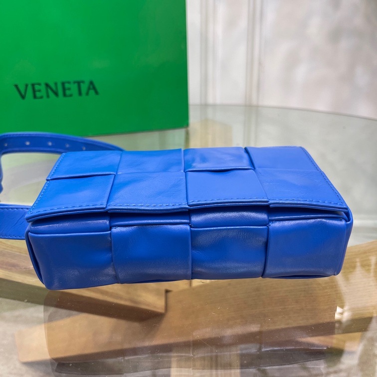 Bottega Belt Cassette Bag Blue 175 Ss2022