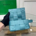 Bottega Belt Cassette Bag Mint 175 Ss2022