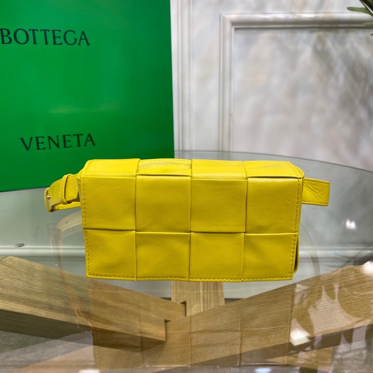 Bottega Belt Cassette Bag Yellow 175 Ss2022