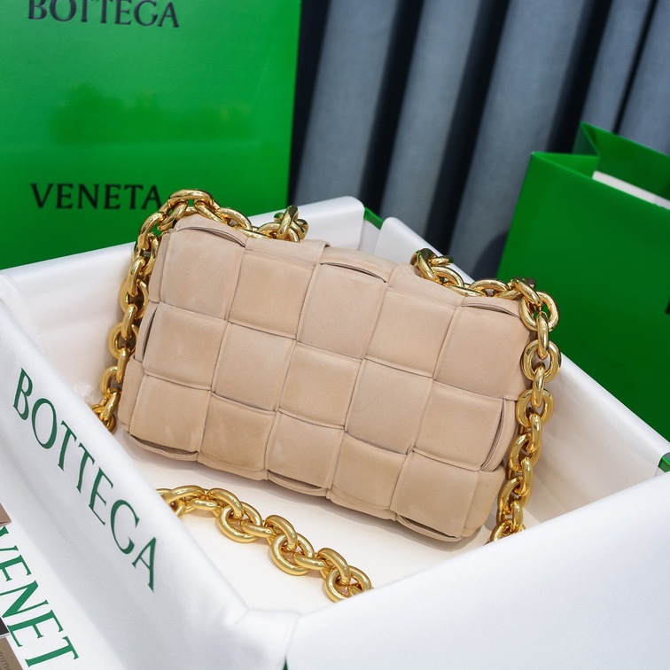 Bottega Cassette Beige 26 Ss2022