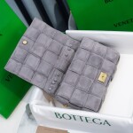 Bottega Cassette Grey 26 Ss2022