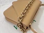 Bottega Moint It Bag Beige 27 Ss2022