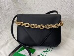 Bottega Moint It Bag Black 27 Ss2022