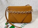 Bottega Moint It Bag Browm 27 Ss2022