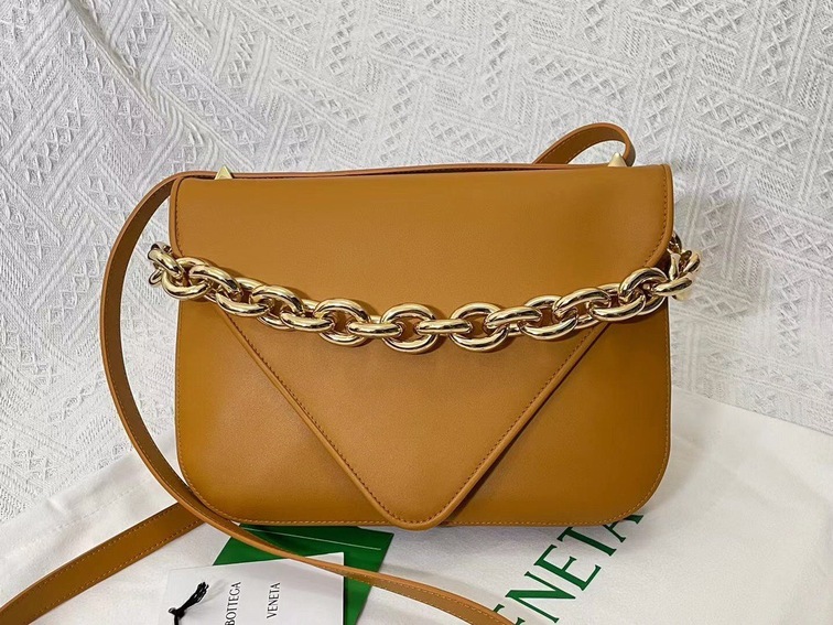 Bottega Moint It Bag Brown Yellow 27 Ss2022