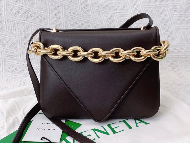 Bottega Moint It Bag Dark Chocolate 27 Ss2022