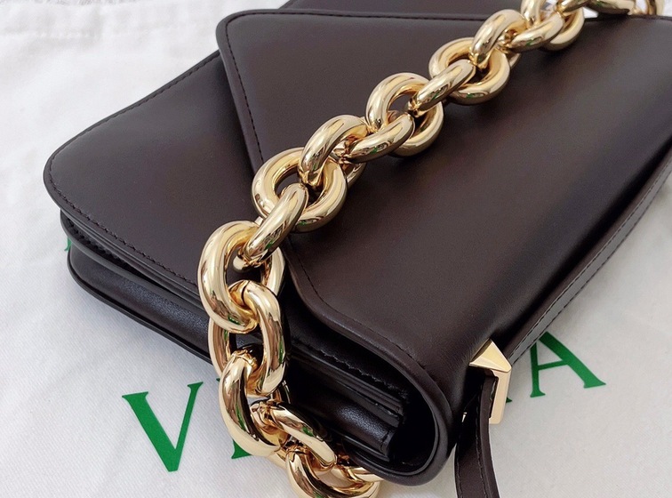 Bottega Moint It Bag Dark Chocolate 27 Ss2022
