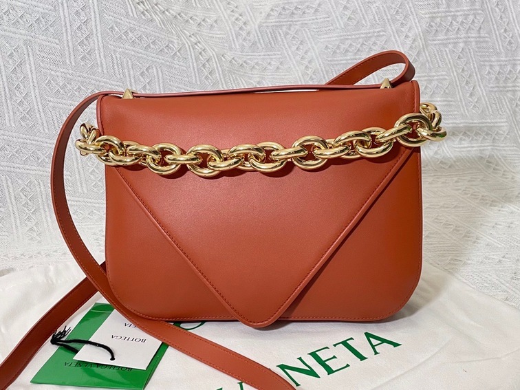 Bottega Moint It Bag Sun 27 Ss2022