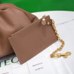 Bottega The Pouch Brown 26 Ss2022