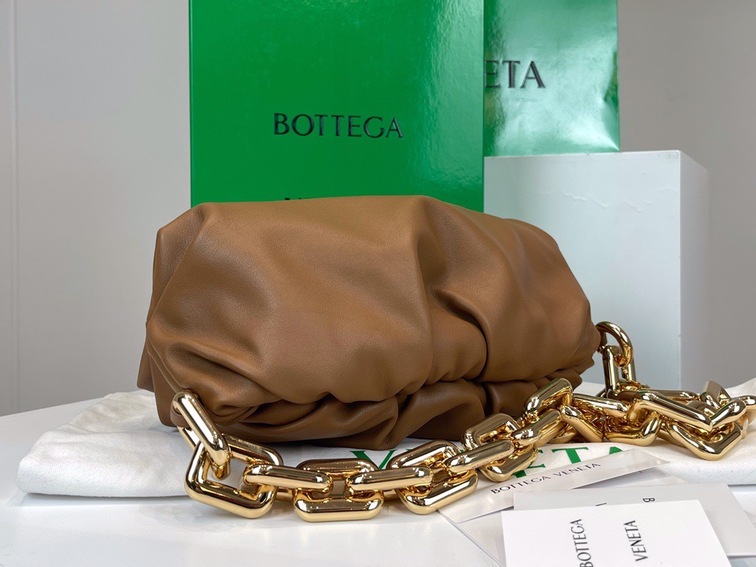Bottega The Pouch Brown Yellow Chain 26 Ss2022