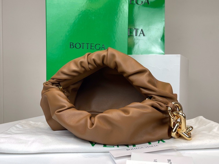 Bottega The Pouch Brown Yellow Chain 26 Ss2022