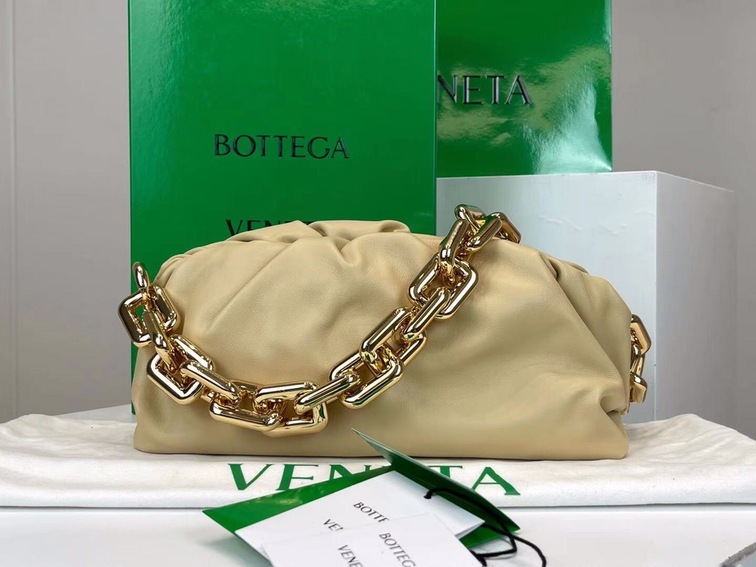 Bottega The Pouch Dark Beige Yellow Chain 26 Ss2022