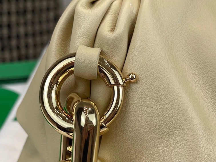 Bottega The Pouch Dark Beige Yellow Chain 26 Ss2022