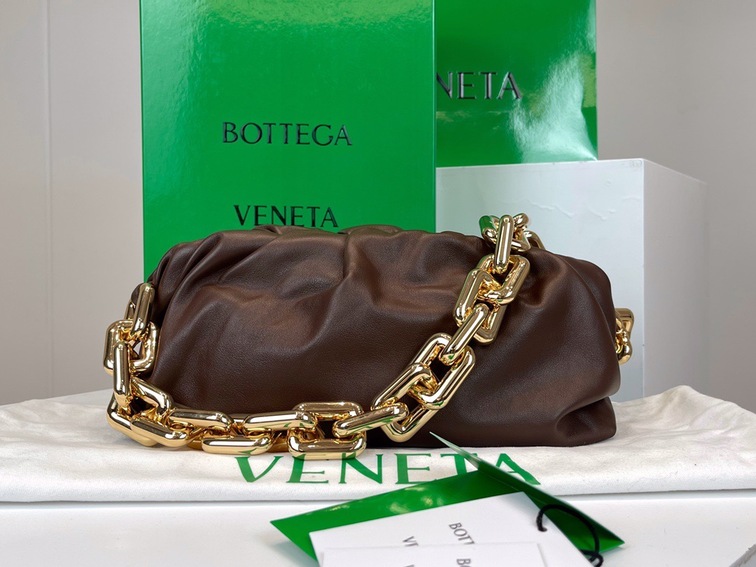 Bottega The Pouch Dark Chocolate Yellow Chain 26 Ss2022