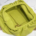 Bottega The Pouch Green 26 Ss2022