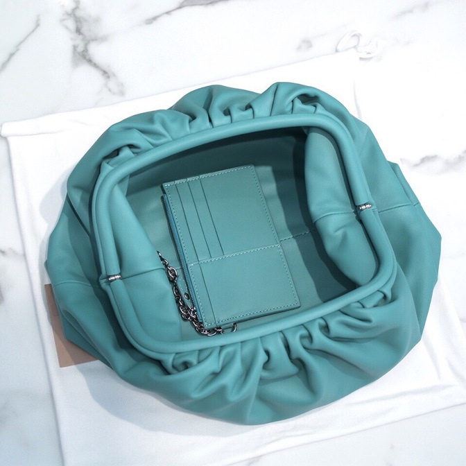 Bottega The Pouch Mint 26 Ss2022