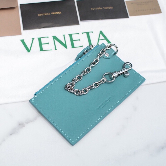 Bottega The Pouch Mint 26 Ss2022