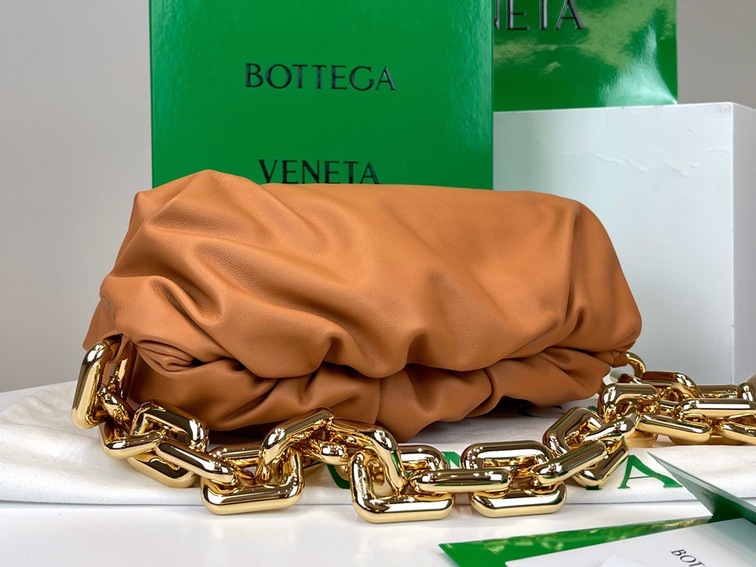 Bottega The Pouch Orange Yellow Chain 26 Ss2022