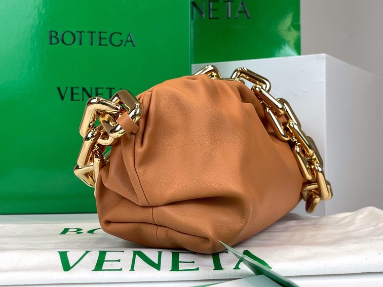 Bottega The Pouch Orange Yellow Chain 26 Ss2022