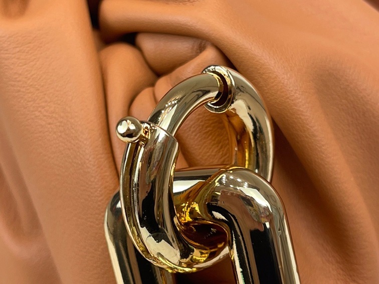 Bottega The Pouch Orange Yellow Chain 26 Ss2022