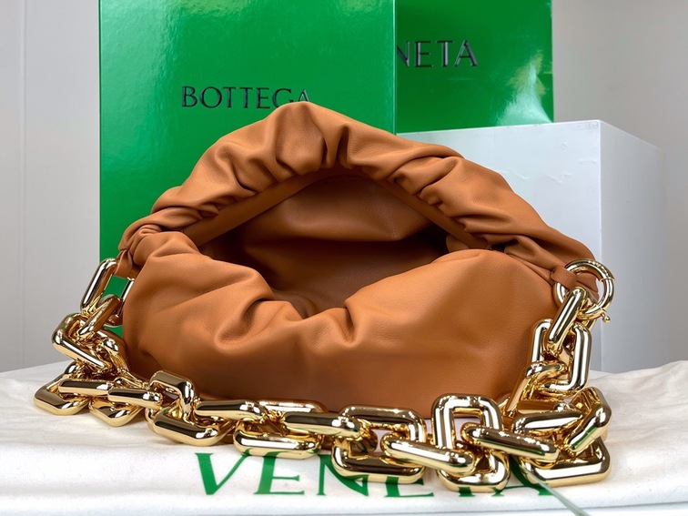 Bottega The Pouch Orange Yellow Chain 26 Ss2022