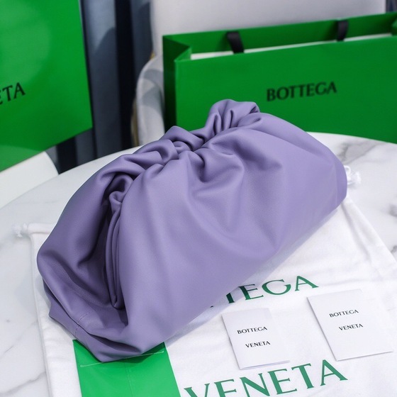 Bottega The Pouch Purple 26 Ss2022