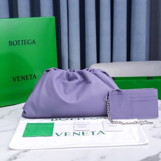 Bottega The Pouch Purple 26 Ss2022