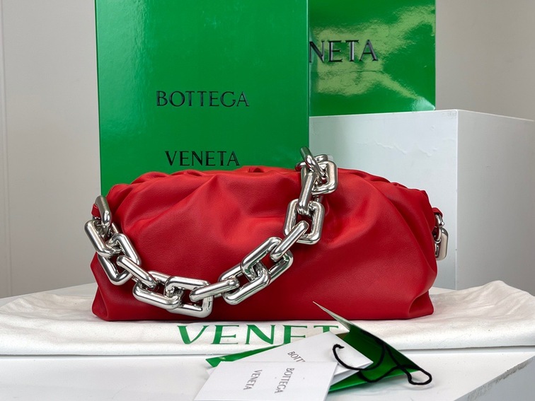 Bottega The Pouch Red Sliver Chain 26 Ss2022