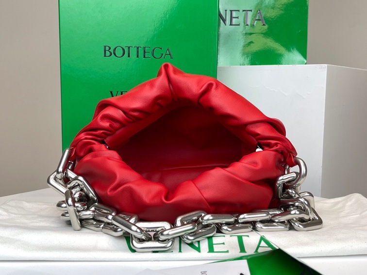 Bottega The Pouch Red Sliver Chain 26 Ss2022