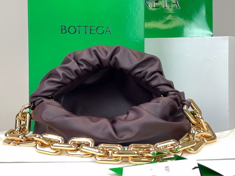 Bottega The Pouch Wine Sliver Chain 26 Ss2022