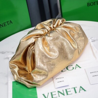 Bottega The Pouch Yellow 26 Ss2022