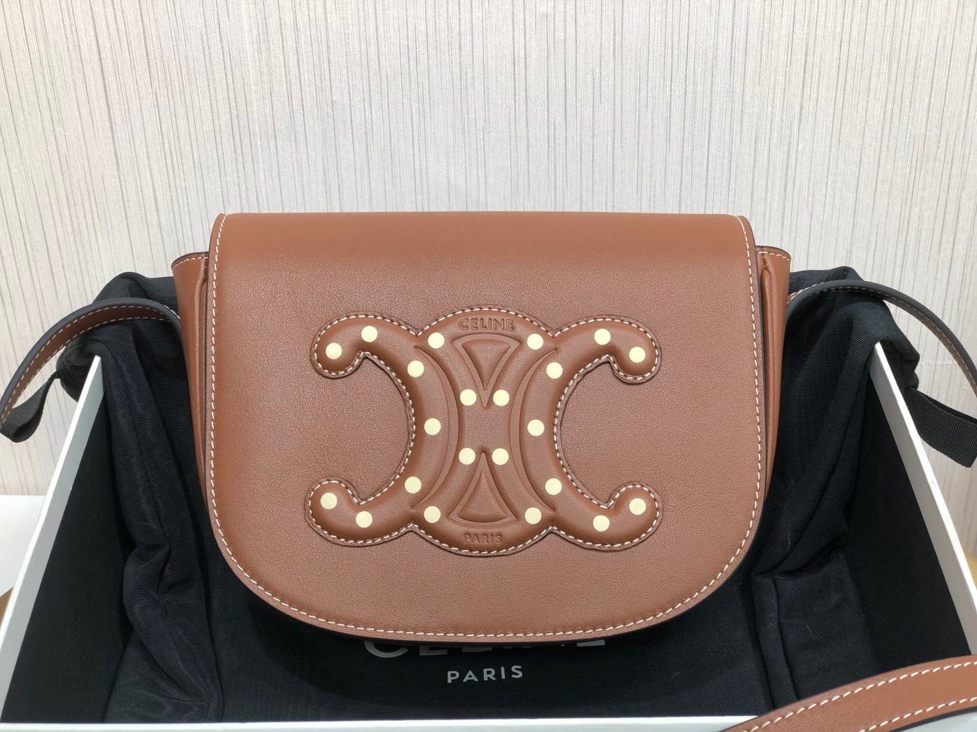 Celine Cuir Triomphe Brown 18 Ss2022