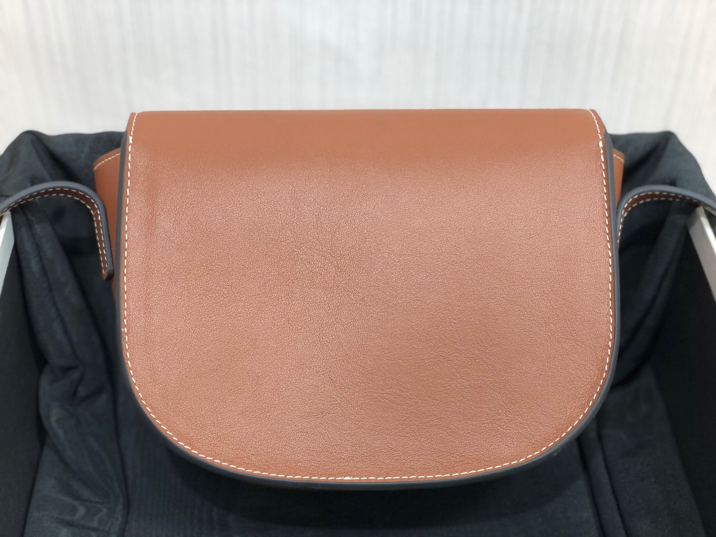 Celine Cuir Triomphe Brown 18 Ss2022