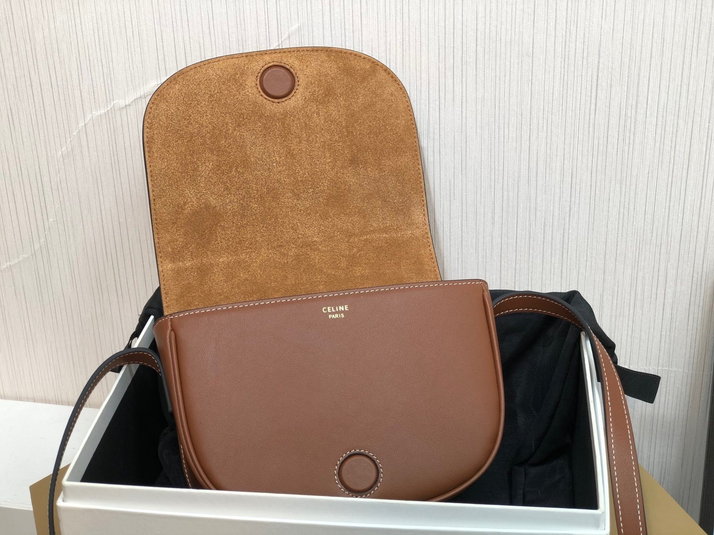 Celine Cuir Triomphe Brown 18 Ss2022