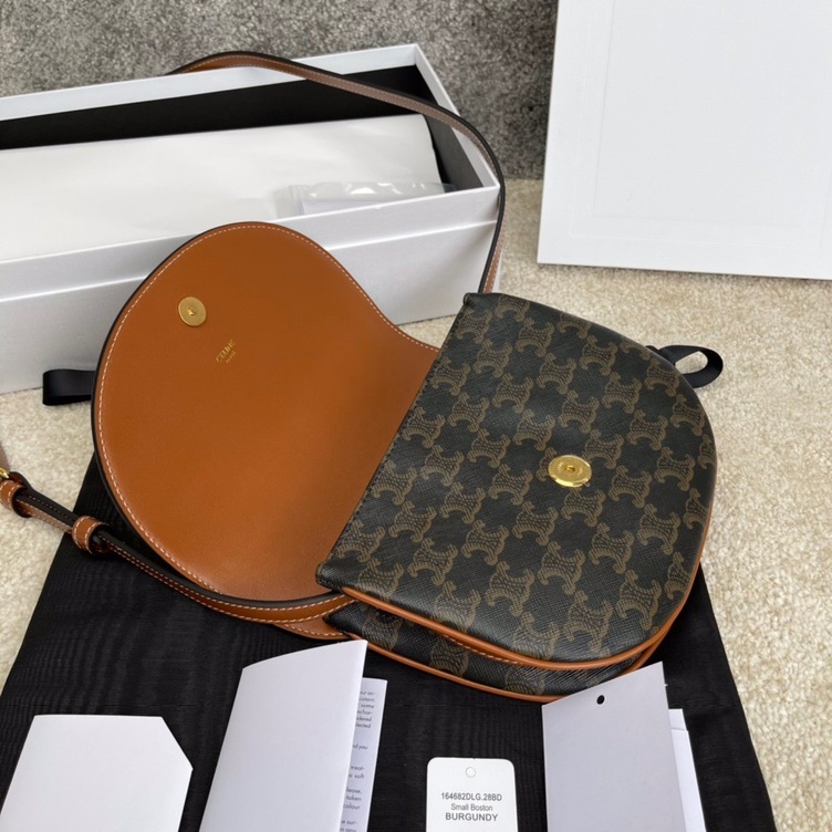 Celine Triomphe Canvas 21 Mono Brown Ss2022