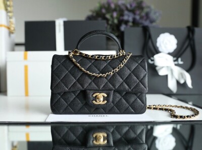 Chanel Flat Caviar Hand Black Ss2022