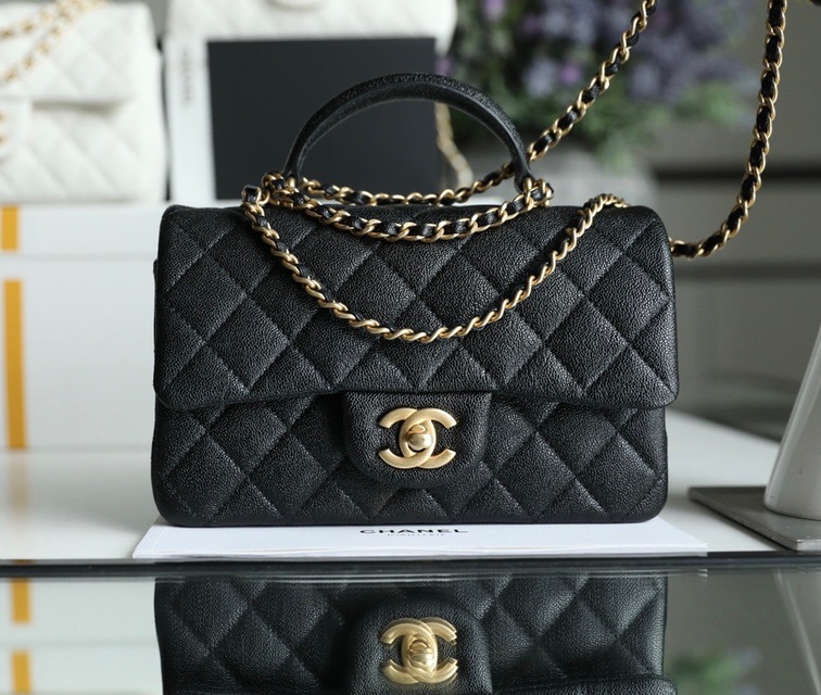 Chanel Flat Caviar Hand Black Ss2022