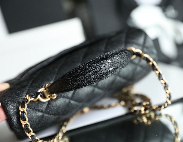 Chanel Flat Caviar Hand Black Ss2022
